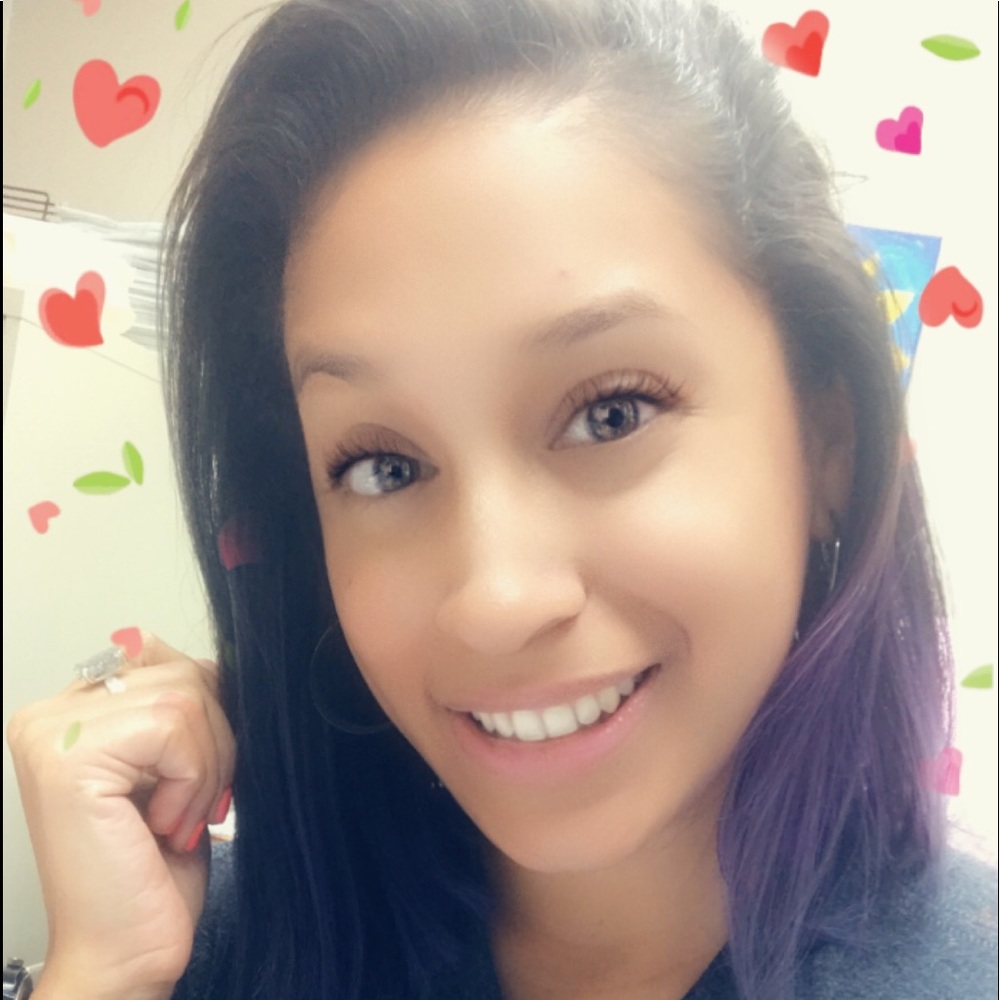 Meet your Posher, Noelia